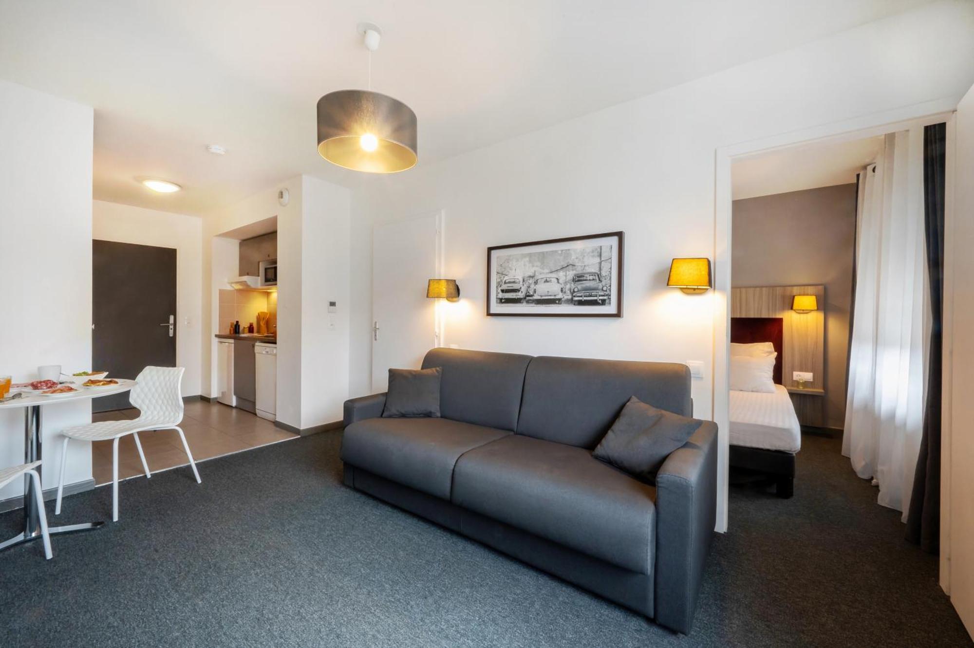 Nemea Appart Hotel Elypseo Strasbourg Port Buitenkant foto