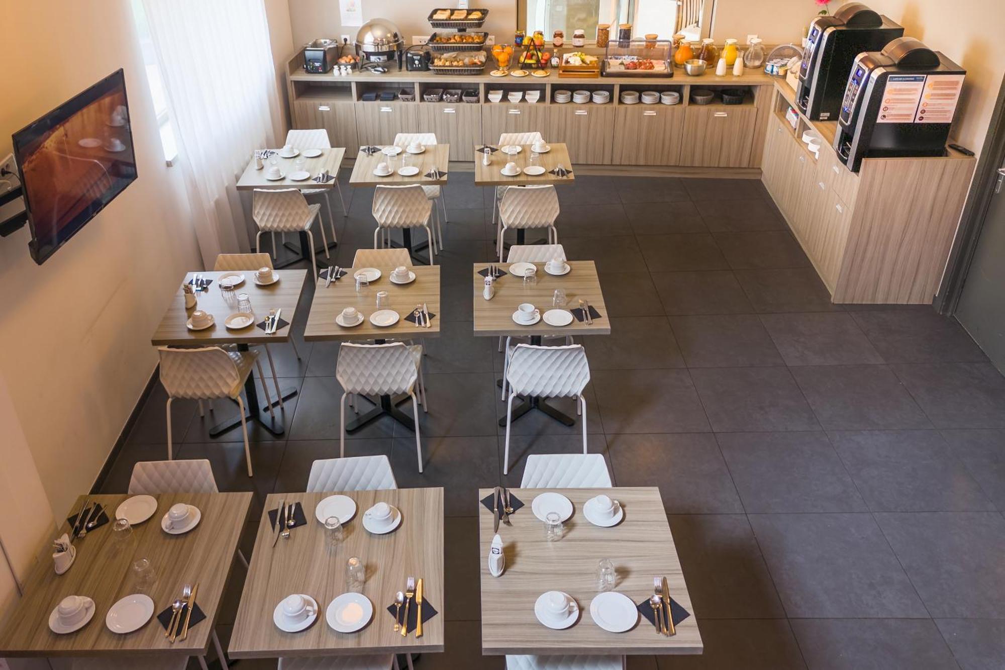 Nemea Appart Hotel Elypseo Strasbourg Port Buitenkant foto