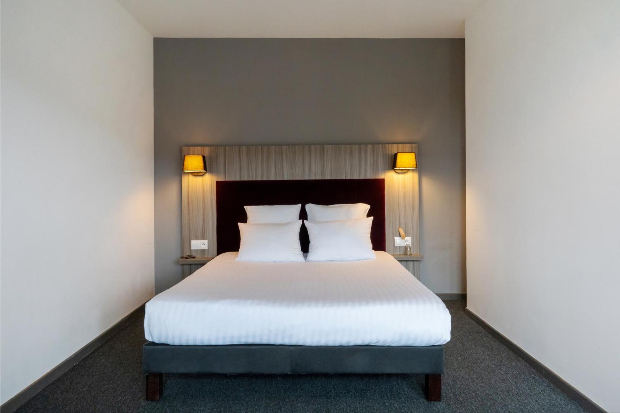 Nemea Appart Hotel Elypseo Strasbourg Port Buitenkant foto
