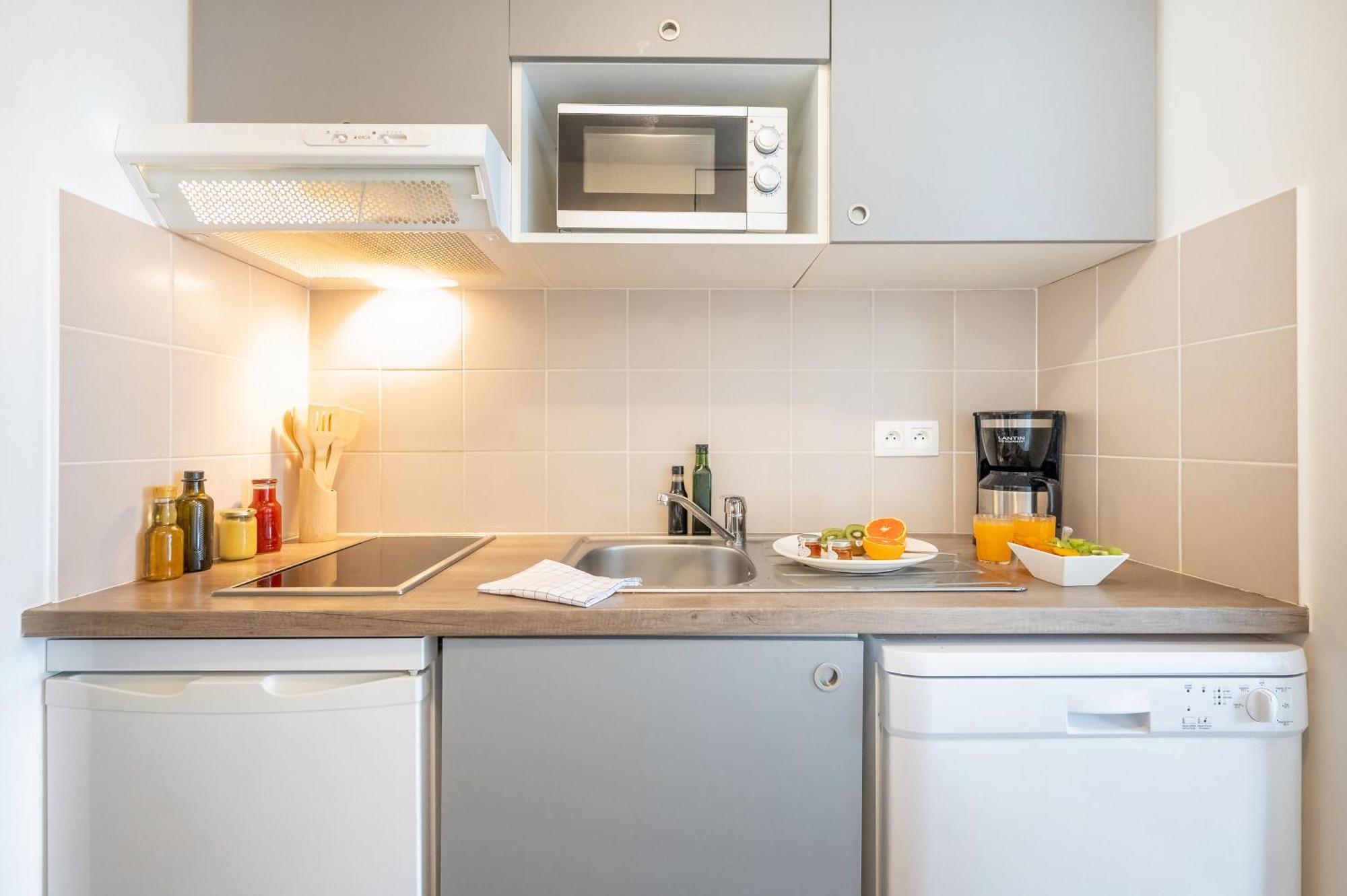 Nemea Appart Hotel Elypseo Strasbourg Port Buitenkant foto