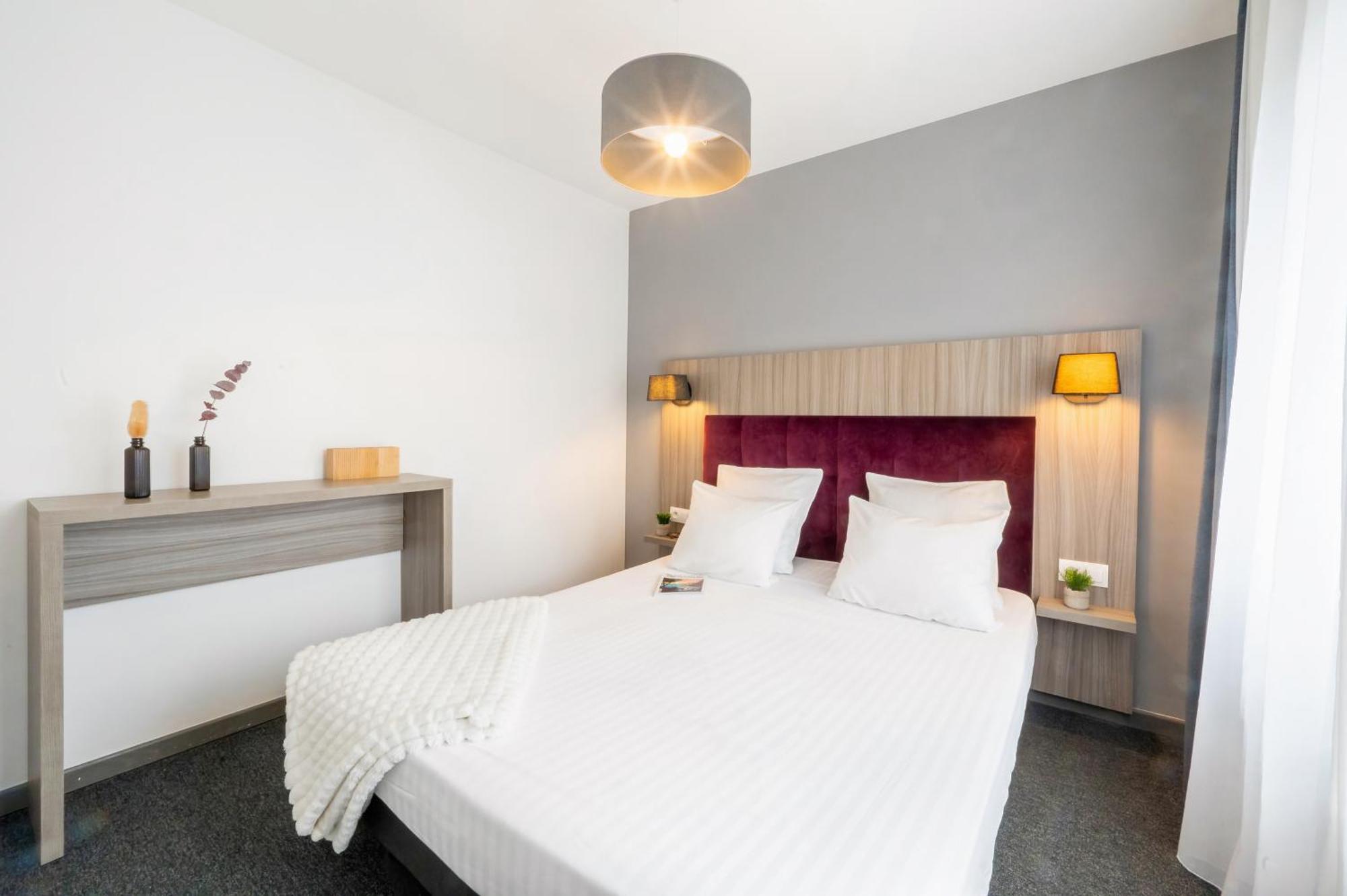 Nemea Appart Hotel Elypseo Strasbourg Port Buitenkant foto